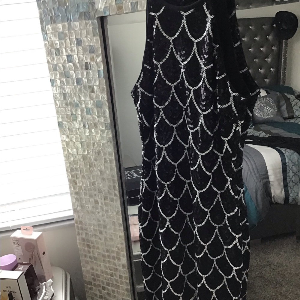 Sequin Cache Cocktail Dress